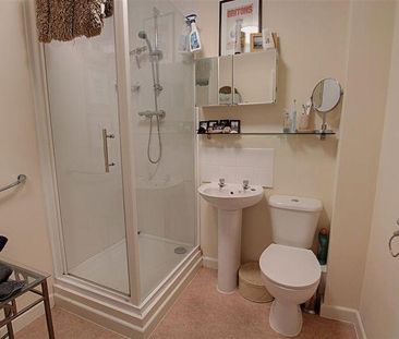 2 bedroom apartment to rent - Photo 6