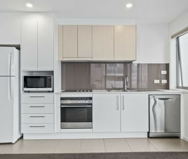 Stylish 1-Bedroom Townhouse Apartment � Rare Opportunity In Prime H... - Photo 6