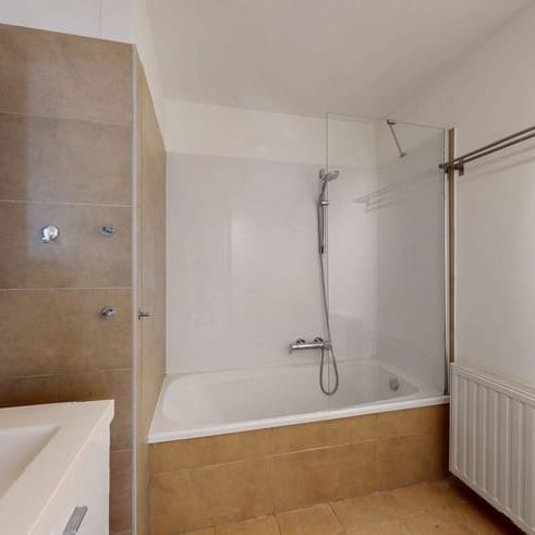 Appartement te huur - Photo 1