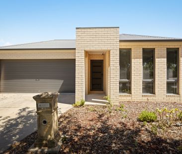 70 Victoria Cross Parade, Wodonga VIC 3690 - Photo 1