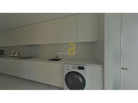 4 room luxury Apartment for rent in Matosinhos-Sul (Matosinhos), Matosinhos, Distrito do Porto - Photo 5