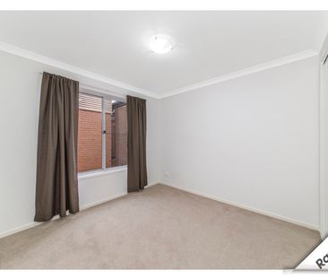 22 Audrey Cahn Street, Macgregor ACT 2615 - House For Rent | Domain - Photo 3