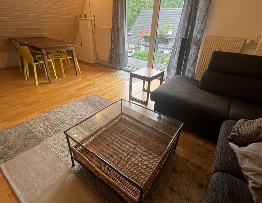 Sehr schön ausgestattete 3-Zimmer- Wohnung in Nürnberg-Stein - Photo 1