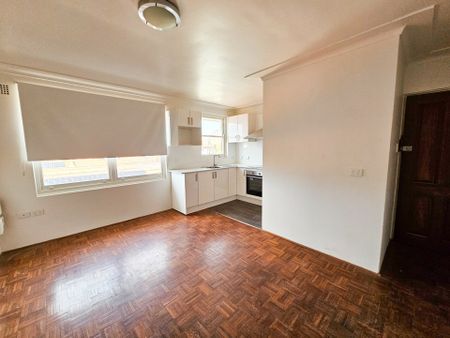 Ideal Location - Photo 2