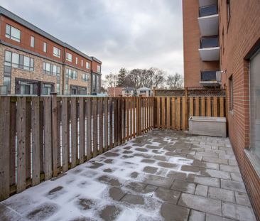 For Lease - 371 Lakeshore Road Unit# 105, Mississauga, Ontario - Photo 2