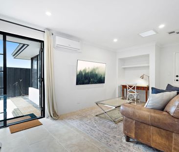 Luxury Hillarys Living: Fully Furnished 1-Bedroom Suite – Move-In R... - Photo 2