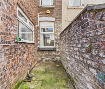 6 bedroom house of multiple occupation to rent - Photo 2