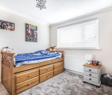 4 bedroom detached house to rent - Photo 4