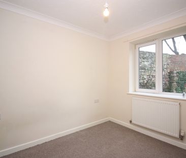 2 bed apartment to rent in Park View, St Thomas, EX4 - Photo 1