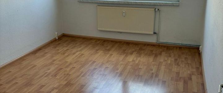 3-Raum-Wohnungen mit Balkon & Tageslichtbad – zentral in Stendal - Foto 1