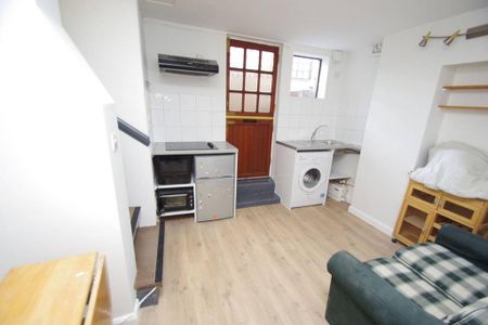 1 bedroom flat to rent - Photo 5