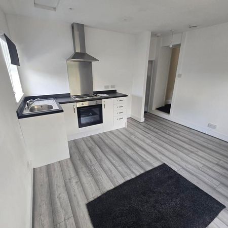 1 bedroom flat to rent - Photo 3