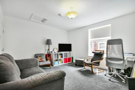 3 bedroom terraced house to rent - Photo 4