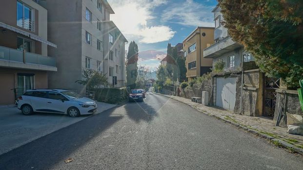 Apartament cu 3 camere de închiriat zona centrala Maior ... - Photo 1