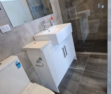 Morden Townhouse Waits - Photo 6