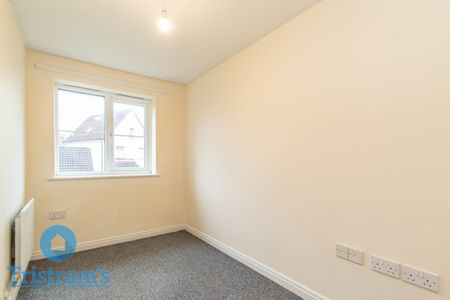 References Pending - 3 bed Mid Terraced House - Photo 4