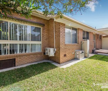 Cozy Lifestyle Gem Close to Amenities - Photo 5