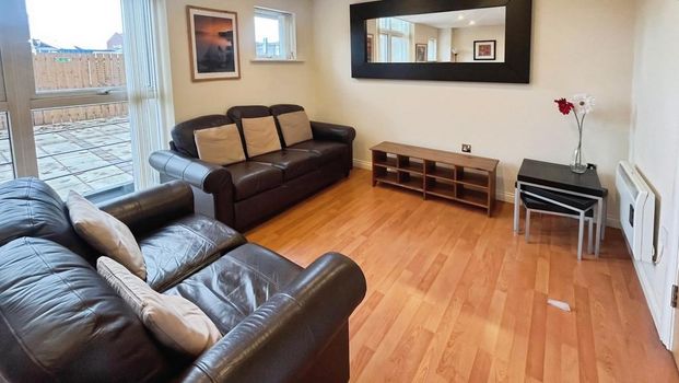 2 bedroom duplex to rent - Photo 1