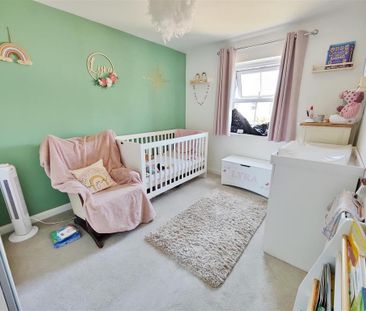 3 bedroom semi-detached house to rent - Photo 3