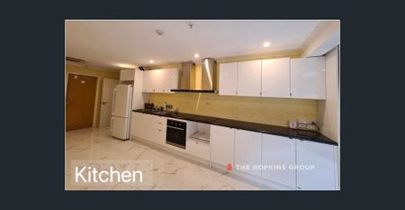 Room with Ensuite Available Now in Prime Studley Park, Kew! - Photo 5