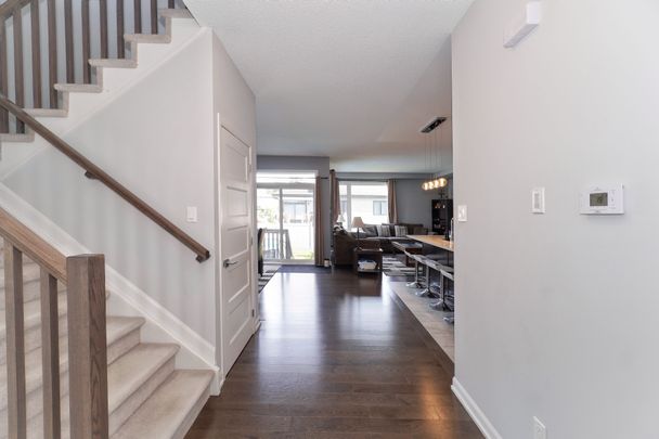 For Lease - 282 Nelson Street, Carleton Place, Ontario - Photo 1