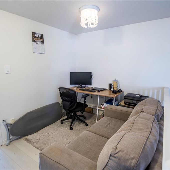 For Lease - 147 DUBRICK Crescent Unit# 1, Kitchener, Ontario - Photo 1