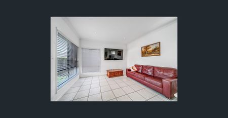 Partly Furnished or Unfurnished Family Home in Little Mountain!. - Photo 3