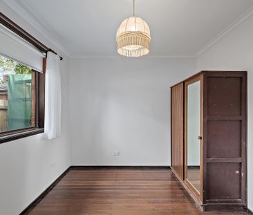 64 Cherylnne Crescent, Kilsyth - Photo 3
