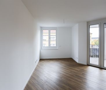 Traumhafte 3-Zimmer-Eckwohnung mit großem Rundbalkon - stilvoll und... - Photo 2