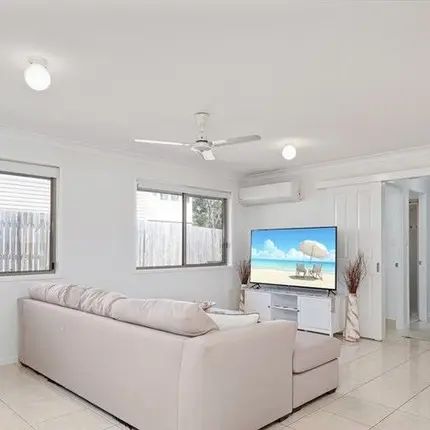 Contemporary Rental Home with Expansive Outdoor Living - Photo 4