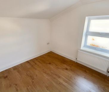 2 bedroom house to rent - Photo 3
