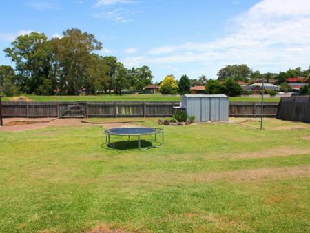 Family Home - Photo 3