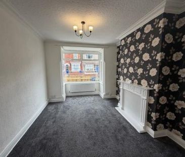 3 bedroom Terraced House To Let - Photo 1