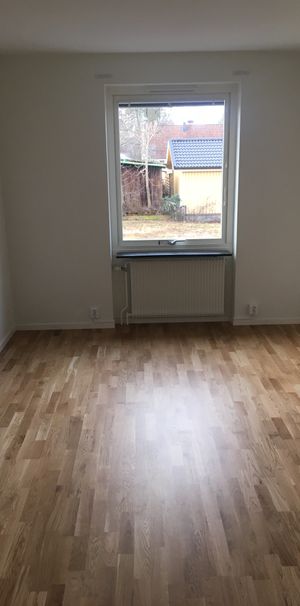 Skånegatan, Nybro - Photo 1