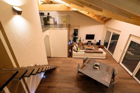 For rent furnished, beautiful penthouse 4.5 pcs in duplex - Photo 2