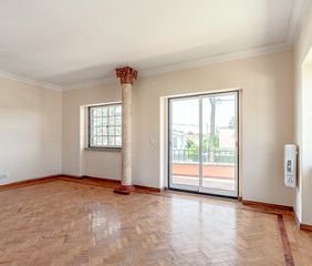 House Isolated in the center 8 bedrooms Parede Cascais - garden, sw... - Photo 3