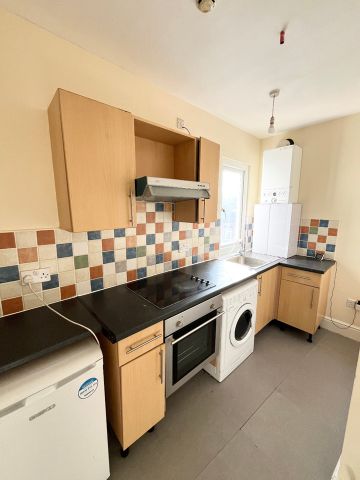 1 Bed Flat, Page Hall Road, S4 - Photo 5