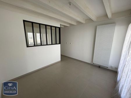 Location Appartement 1 pièce 36m² PERIGUEUX 24000 - Photo 2