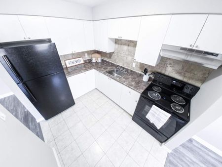 Parkside Place Apartments - ALL INCLUSIVE - Photo 3