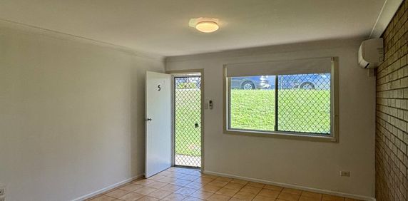NEAT & TIDY TWO BEDROOM UNIT - Photo 2