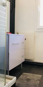 Appartement T2 de 47,86 m2- Proche Centre Ville - Rue de Paris - Photo 3