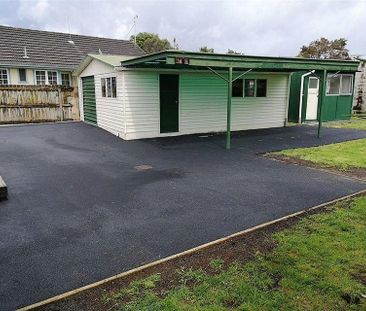 Perfect Family Home - Photo 3