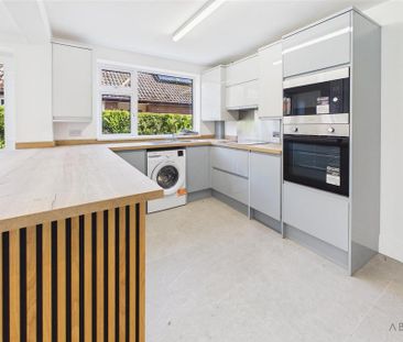 2 bedroom detached bungalow to rent - Photo 6