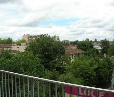 Location Appartement 2 pièces 40m² - Photo 5