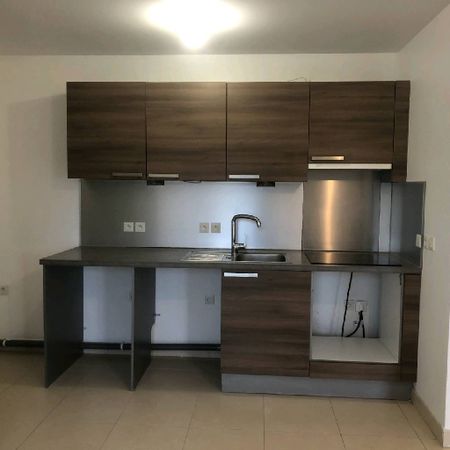 Location Appartement 3 pièces 57m² MAGNY LE HONGRE 77700 - Photo 3