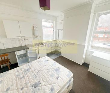 House share to rent - Photo 1