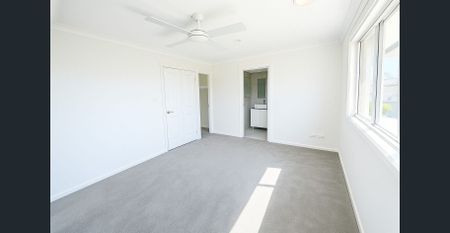 PRESTIGE PROPERTY SITUATED IN PENRITH - Photo 4