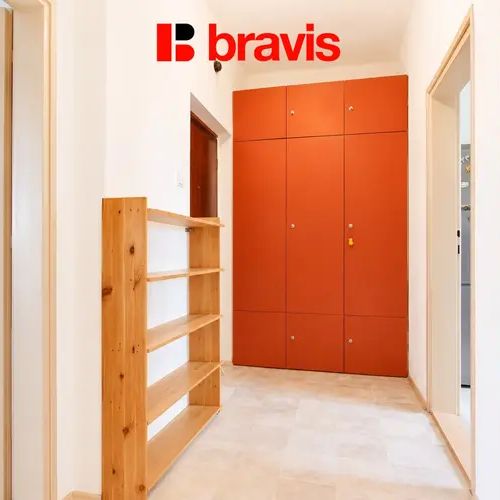 Pronájem bytu 2+1, ulice Lužná, Brno - Komárov, balkon, společná zahrada - Photo 1