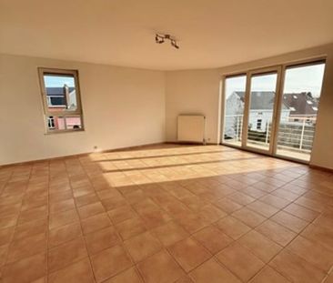 Appartement te huur - Photo 1