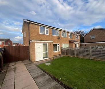 3 bedroom semi-detached house to rent - Photo 1